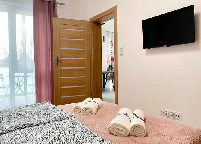 Premium Apartment - Red Rose - Self Check-In