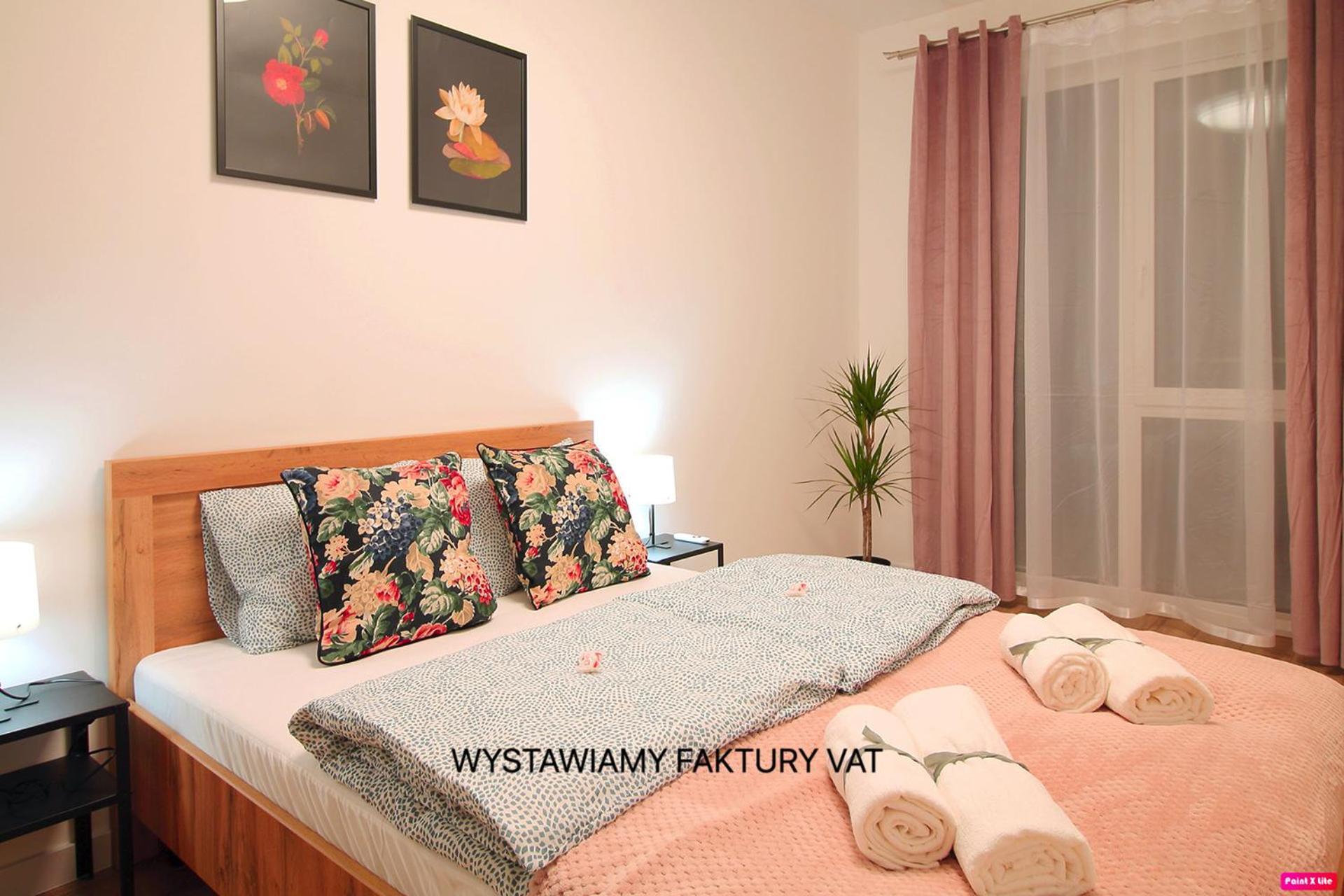 Premium - Red Rose - Self Check-in * Rzeszow